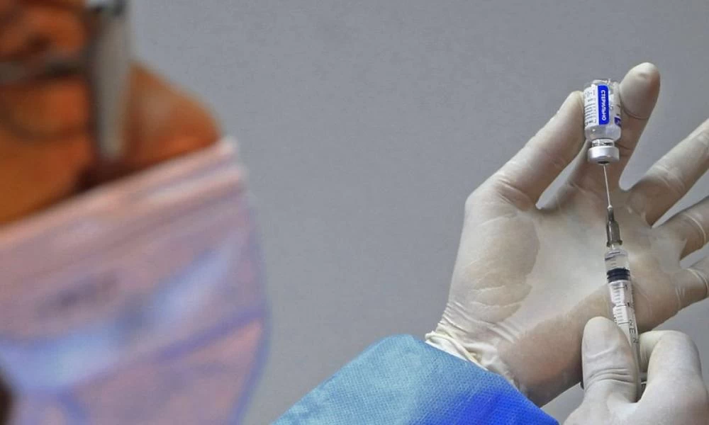 Θρήνος στην Κατερίνη: Γιατρός πέθανε μια μέρα μετά τη δεύτερη δόση του εμβολίου της Pfizer